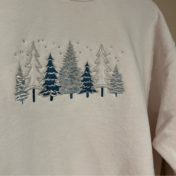 Women's Crewneck PFI Winter Trees Size XL - Picture 2 of 5